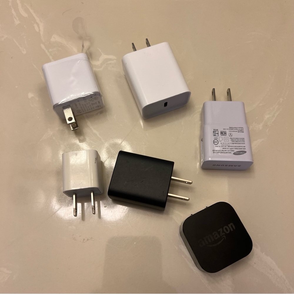 Charger Cubes/blocks‎ (set of 6, Samsung, Amazon)